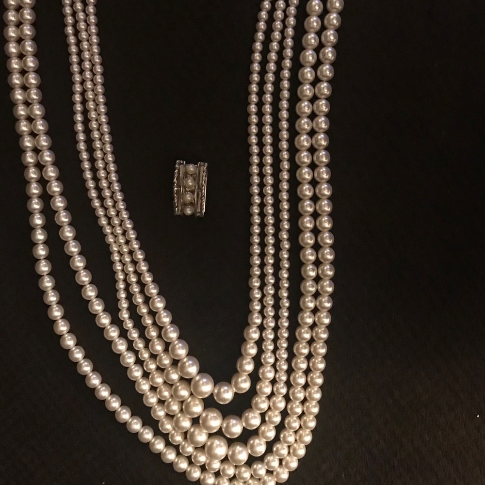 SARAH COVENTRY PEARL NECKLACE